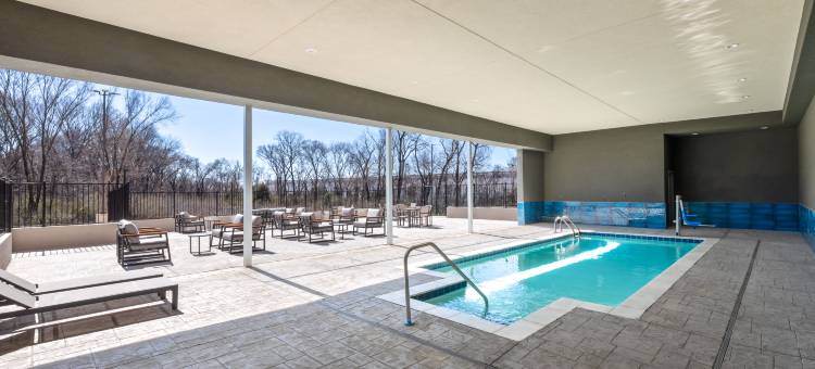 温德姆迪索托拉昆塔温德姆酒店套房(La Quinta Inn & Suites by Wyndham DeSoto)图片