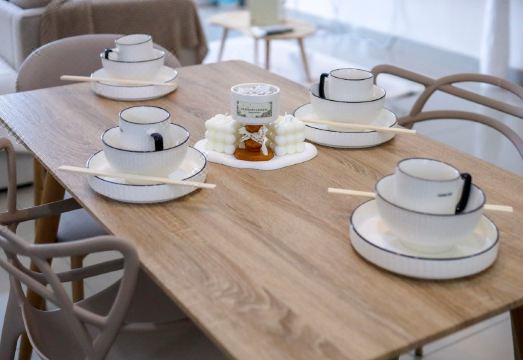 Palazio Austin Muji Creamy Hotel Overview