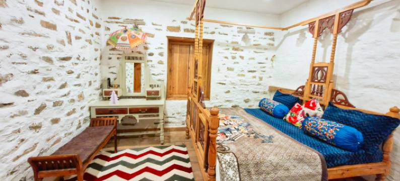 塔察拉 卡万(Tatsaaraa Kavan)图片