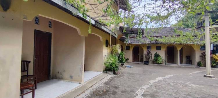 OYO 95108 纳雷斯瓦里民宿伊斯兰旅馆(OYO 95108 Nareswari Homestay Syariah)图片