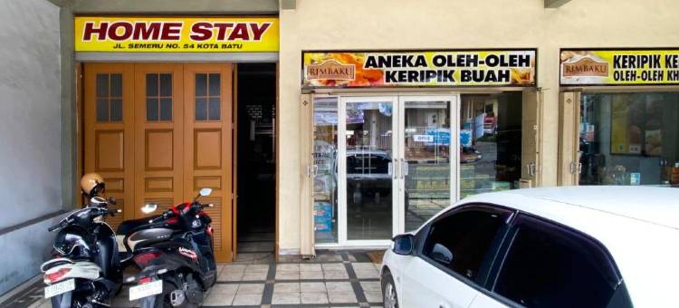 Rimbaku Homestay Syariah near Alun Alun Batu RedPartner图片
