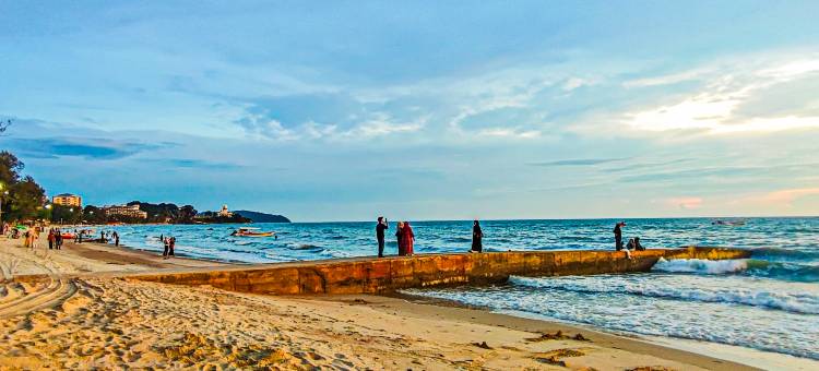 Warm Stay BBQ Event Pool Wedding at Port Dickson by HCK图片