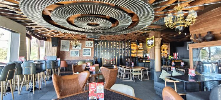 Treebo Premium Bridge View Regency, Mall Road图片