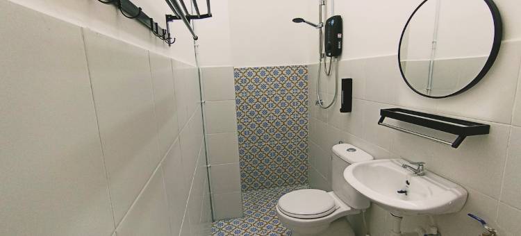 Radif Homestay Seri Iskandar图片