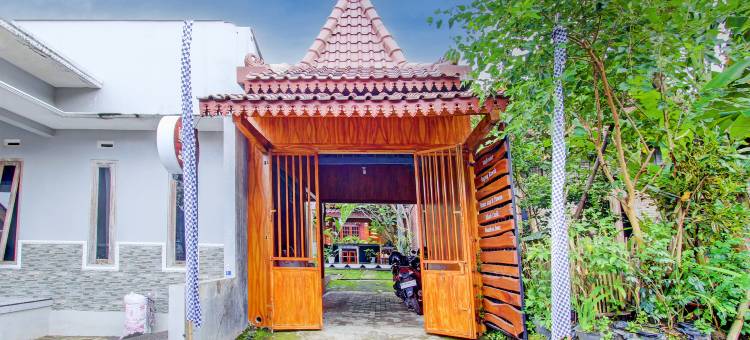 O酒店 Mbah Carik Homestay 伊斯兰旅馆(Hotel O Mbah Carik Homestay Syari'ah)图片