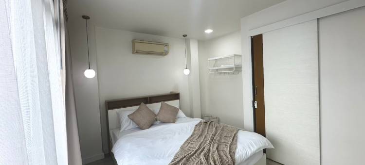 廊曼近机场极简风格度假屋(Minimalist style house in Don Mueang, near the airport)图片