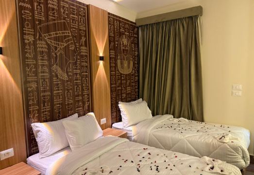 happy House Pyramid view Hotel Overview