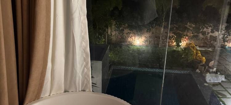 Samudhra Beach Villa,Mahabalipuram- Sea view, Pool & Lawn图片