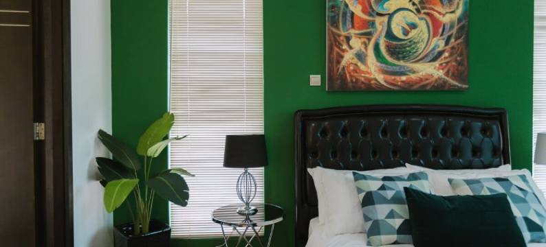 吉隆坡安邦豪华的3层6卧室住宅带私人屋顶花园，靠近国家动物园(Lux 6BR Home with Private Rooftop Garden)图片