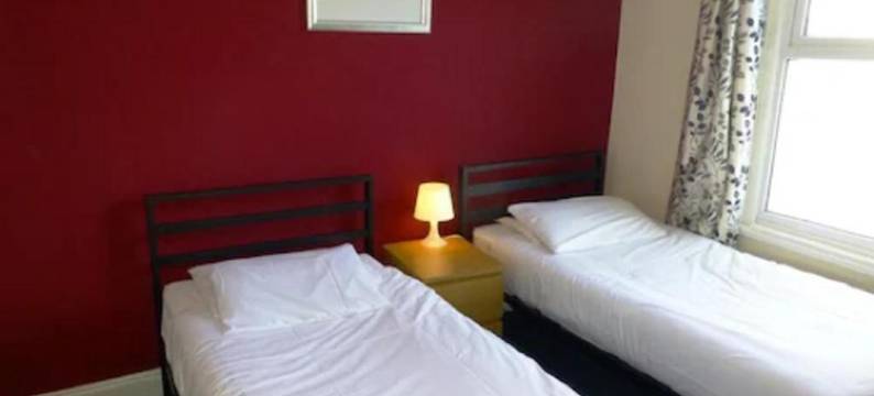 Esplanade Hotel - Clacton On Sea (Beachfront Hotel) by OYO图片