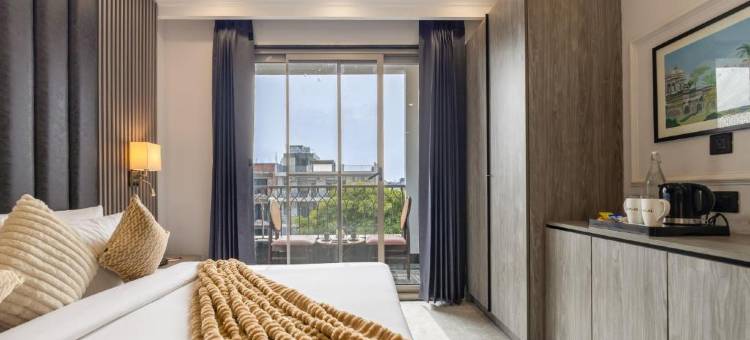 Saltstayz Premier 靠近第44区企业中心(Saltstayz Premier Near Sector 44 Corporate Hub)图片