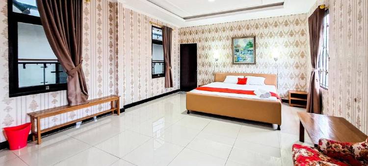 RedDoorz at Alvaro Butik Hotel Citeko Puncak图片