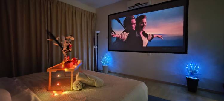 sunway velocity studio 浪漫之夜-与你有约(sunway velocity studi  A romantic night awaits you.)图片
