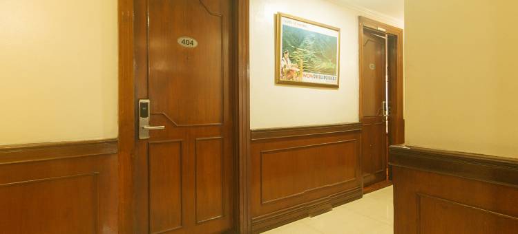 Comfy Inn Manila Kalaw by RedDoorz图片