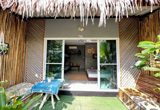 Deluxe Room Aircon For 2 Pax -1 Hotel Overview