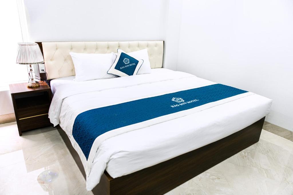 Bao Son Hotel Ha LongOver view