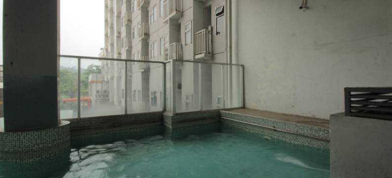 Easton Park Residence Naffi Rooms by Mustika图片