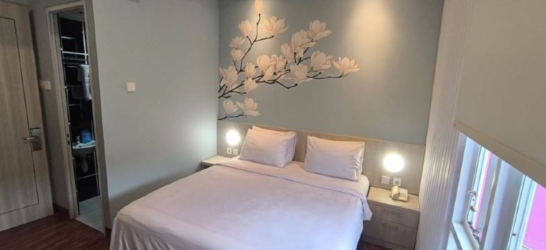 True Blue Bunga Bunga Hotel Pasar Baru Jakarta Hotel Overview