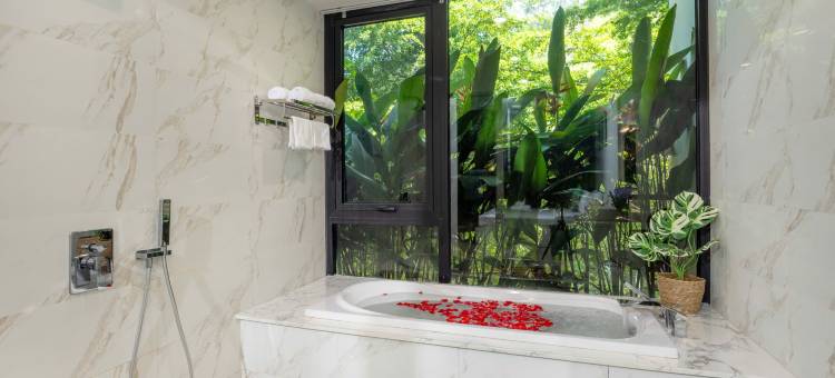 火烈鸟豪华三卧室带泳池、花园和浴缸的别墅(Luxury 3BR Pool Villa Garden Bathtub in Flamingo)图片