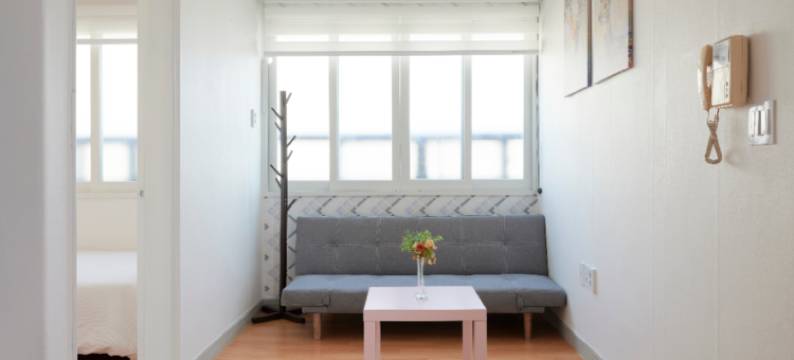 浪漫满屋/弘大入口站7号出口派对室。宽敞的空间2室(Seoul Full House/Hongdae Entrance Sta.Exit 7. Party room. Big House. Two Rooms.)图片