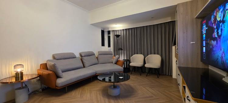 Newly Renovated 3BR 2BA Opposite Taipei 101 - 1 Min to MRT - Elevator - Luxe图片