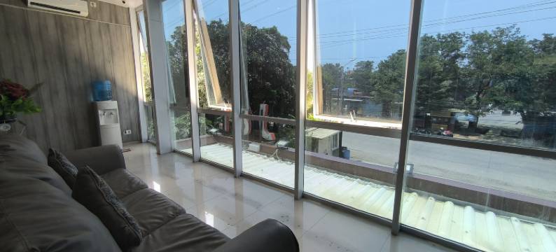 J&L Inn Semarang图片