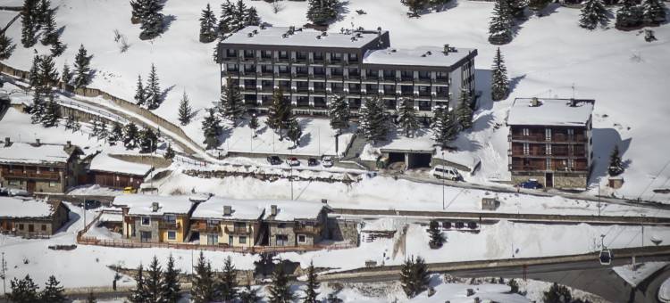 HOTIDAY塞斯特里埃尔酒店(Hotiday Sestriere Ski Run)图片