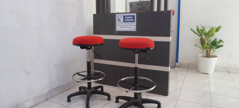 O酒店庞多克希通旅馆靠近卡莱戈瓦体育馆(Hotel O Pondok Hitung Near GOR Kalegowa)图片