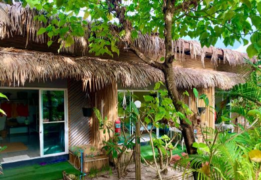 Deluxe Room Aircon For 2 Pax -1 Hotel Overview