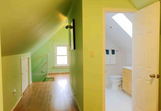 Cozy 1 bedroom 4 mins to fallsHotel Overview