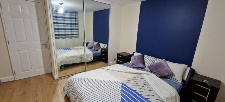 斯努兹登查尔维 – 免费停车，靠近M4 J6(SnoozeDen Chalvey – Free Parking, Near M4 J6)图片