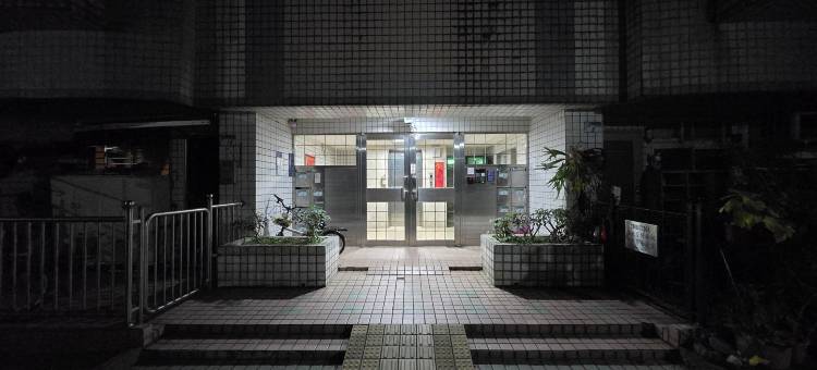 Newly Renovated 3BR 2BA Opposite Taipei 101 - 1 Min to MRT - Elevator - Luxe图片