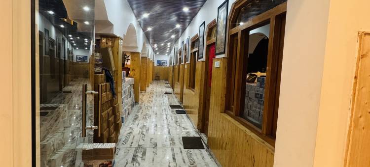 新巴瑟拉酒店(NEW BASERA  HOTEL)图片