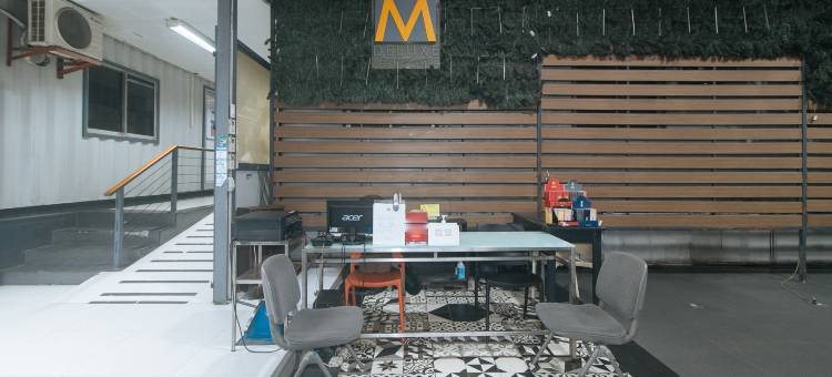 Metro Deluxe Residences near OWWA Pasay图片