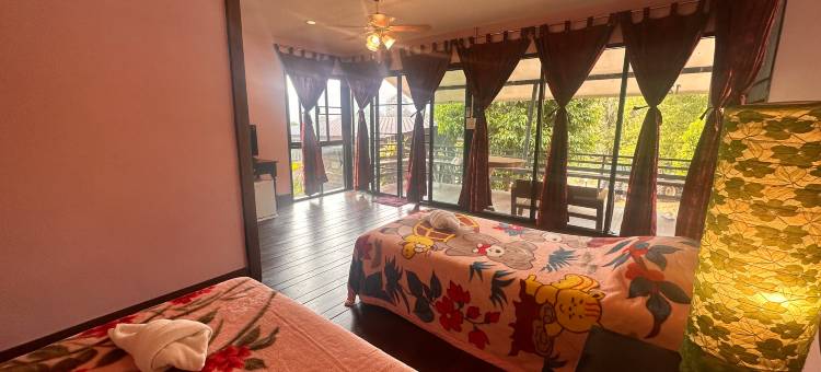 湄安纳卡山(Nakha Hills Mae on)图片