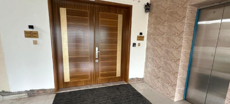 Azreen Tower, 9F &9G图片