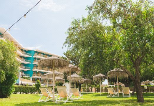 Hotel Almirante Hotel Overview