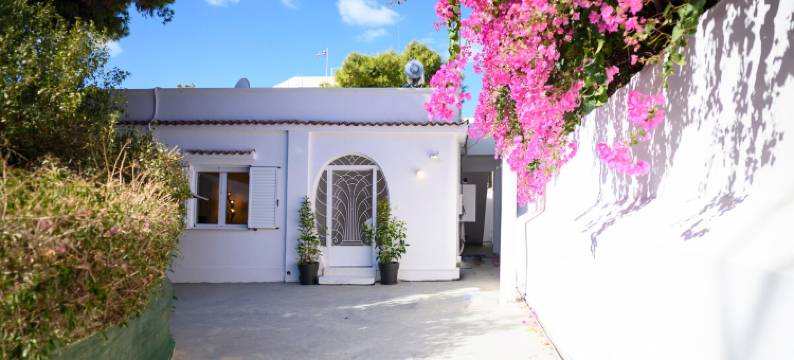 Seclusion, Privacy and 2 bedroom Luxury in Glyfada图片