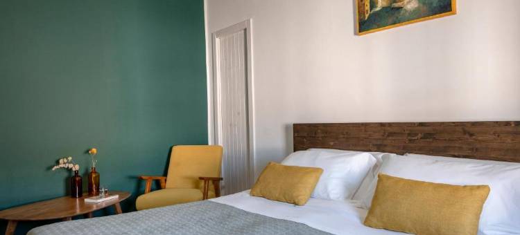 Rare House with Terrace in the City Center图片