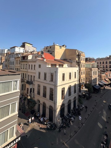 Takism-Penthouse w Balcony 401 Hotel Overview