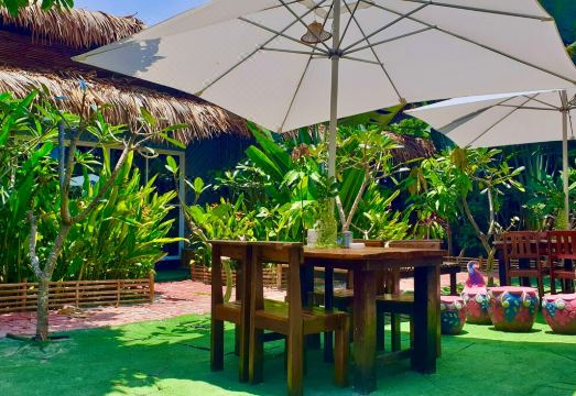 Deluxe Room Aircon For 2 Pax -1 Hotel Overview