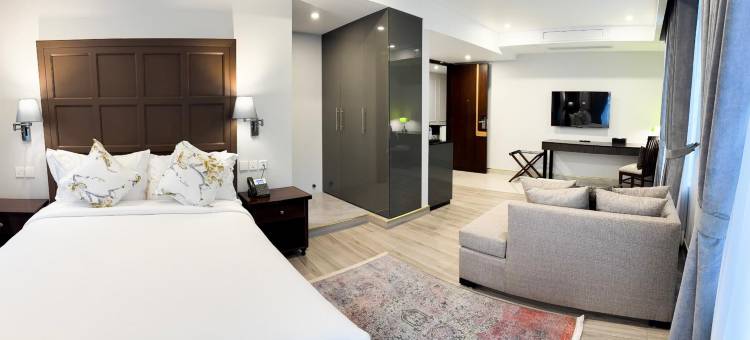 Chirani Signature Hotel图片