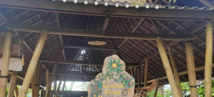 Lembah Cinta Mayungan图片