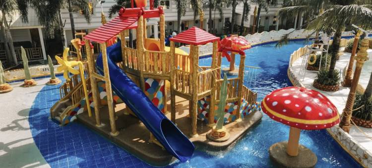 卓越别墅海滩及波浪泳池度假村(Villa Excellance Beach & Wave Pool Resort - Suites & Villas)图片