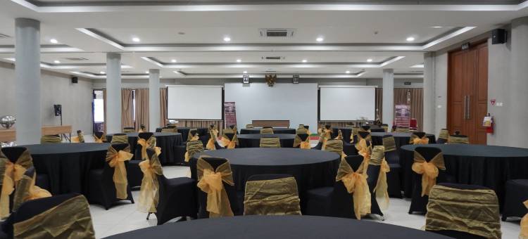 不拉巴帕特拉舒适酒店(Patra Parapat Hotel)图片
