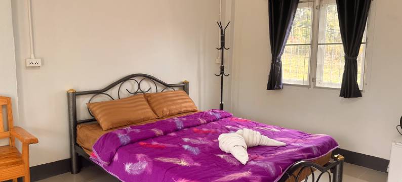 湄安纳卡山(Nakha Hills Mae on)图片