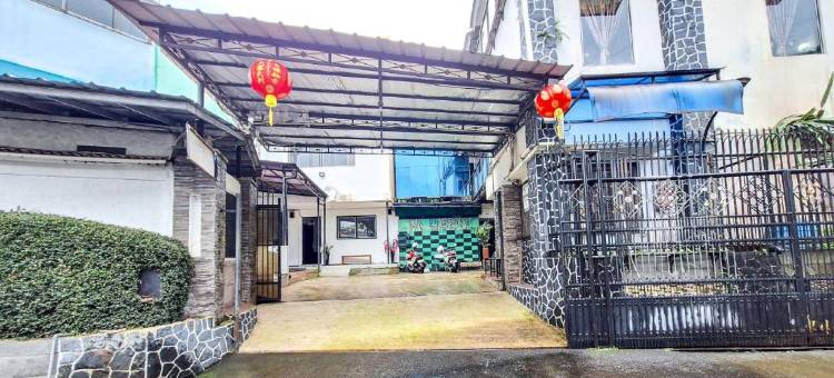 RedDoorz at Alvaro Butik Hotel Citeko Puncak图片