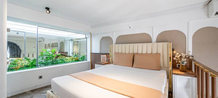 Cozrum Lux - Sonata Imperial图片