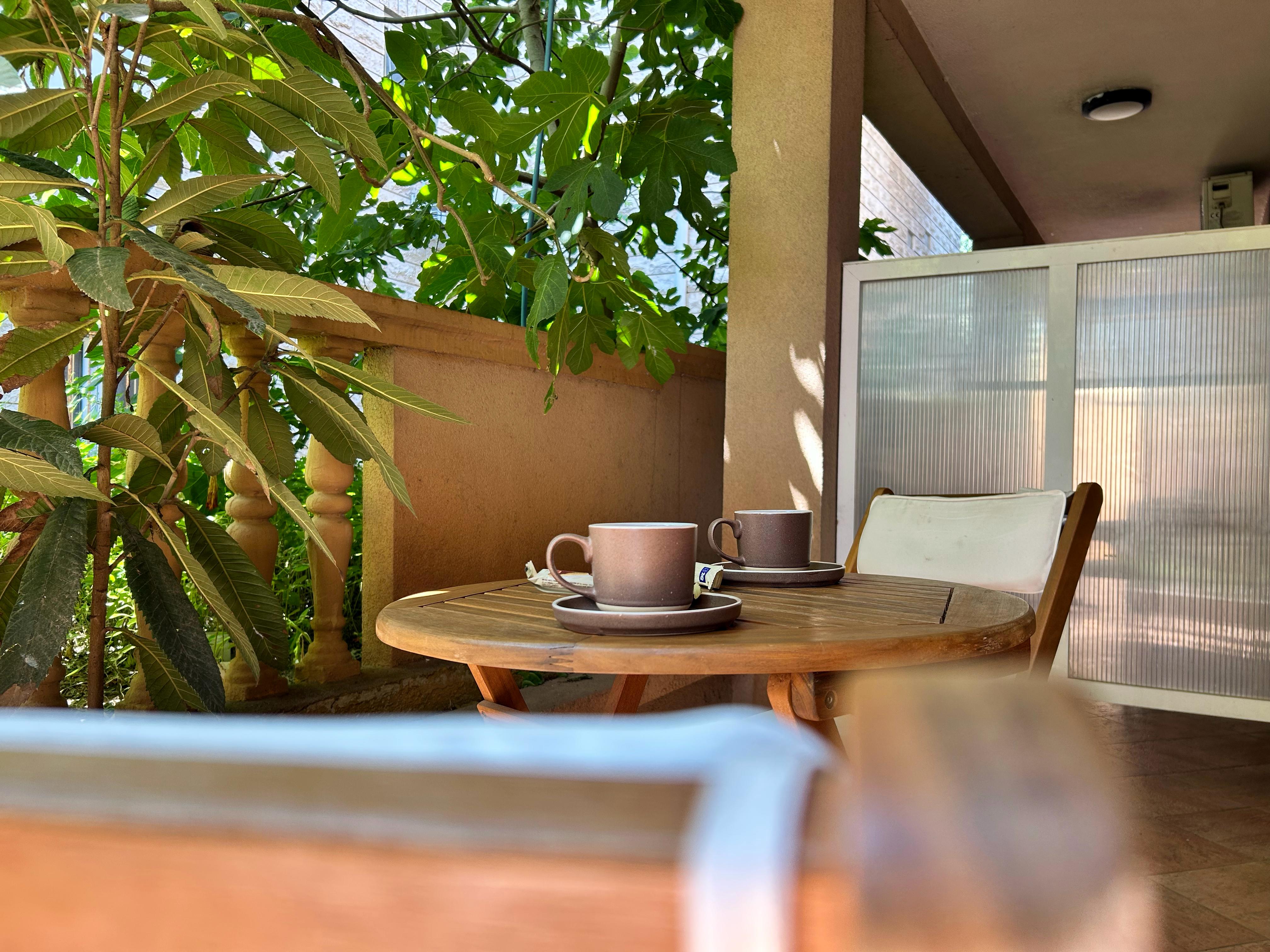 Central Hotel & Resataurant Over view