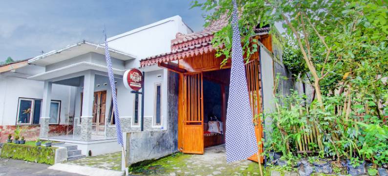 O酒店 Mbah Carik Homestay 伊斯兰旅馆(Hotel O Mbah Carik Homestay Syari'ah)图片